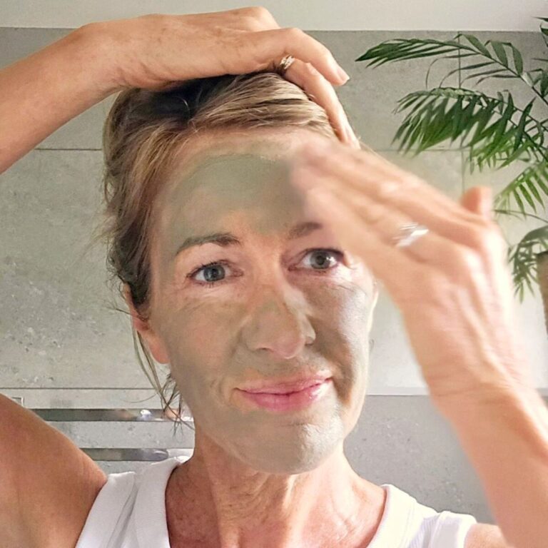 clay mask application