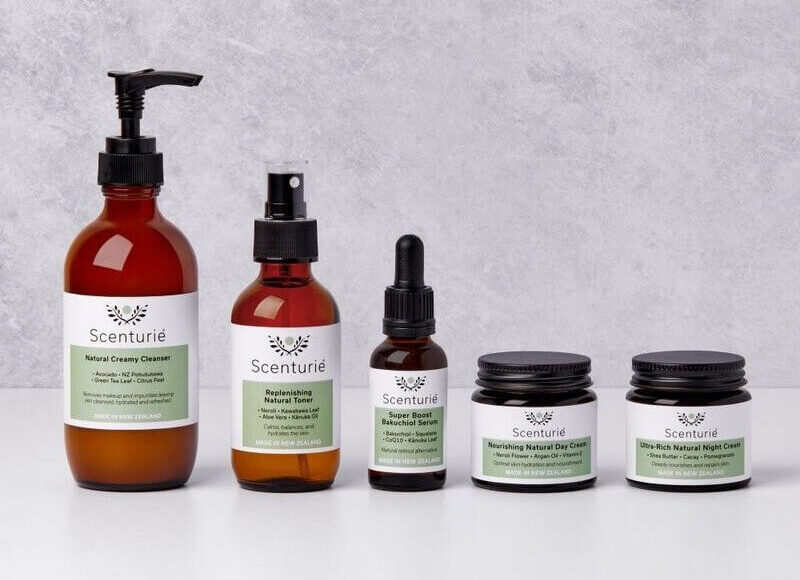 Scenturie's Ultra-Hydrating Skincare Set